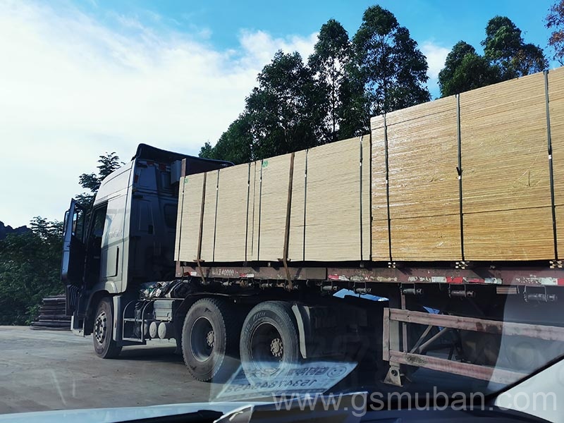 廣西層層過膠模板廠哪里有？90%人不知道這個(gè)廠